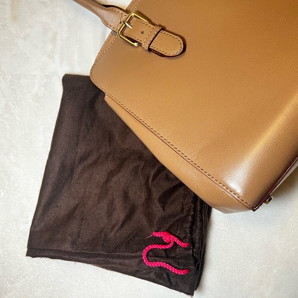 Kate Spade Tote 3 pocket Tan - Picture 5 of 6